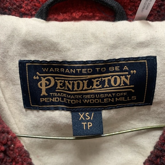 Pendleton woman’s Fleece Jacket size XS NWOT - Picture 3 of 14